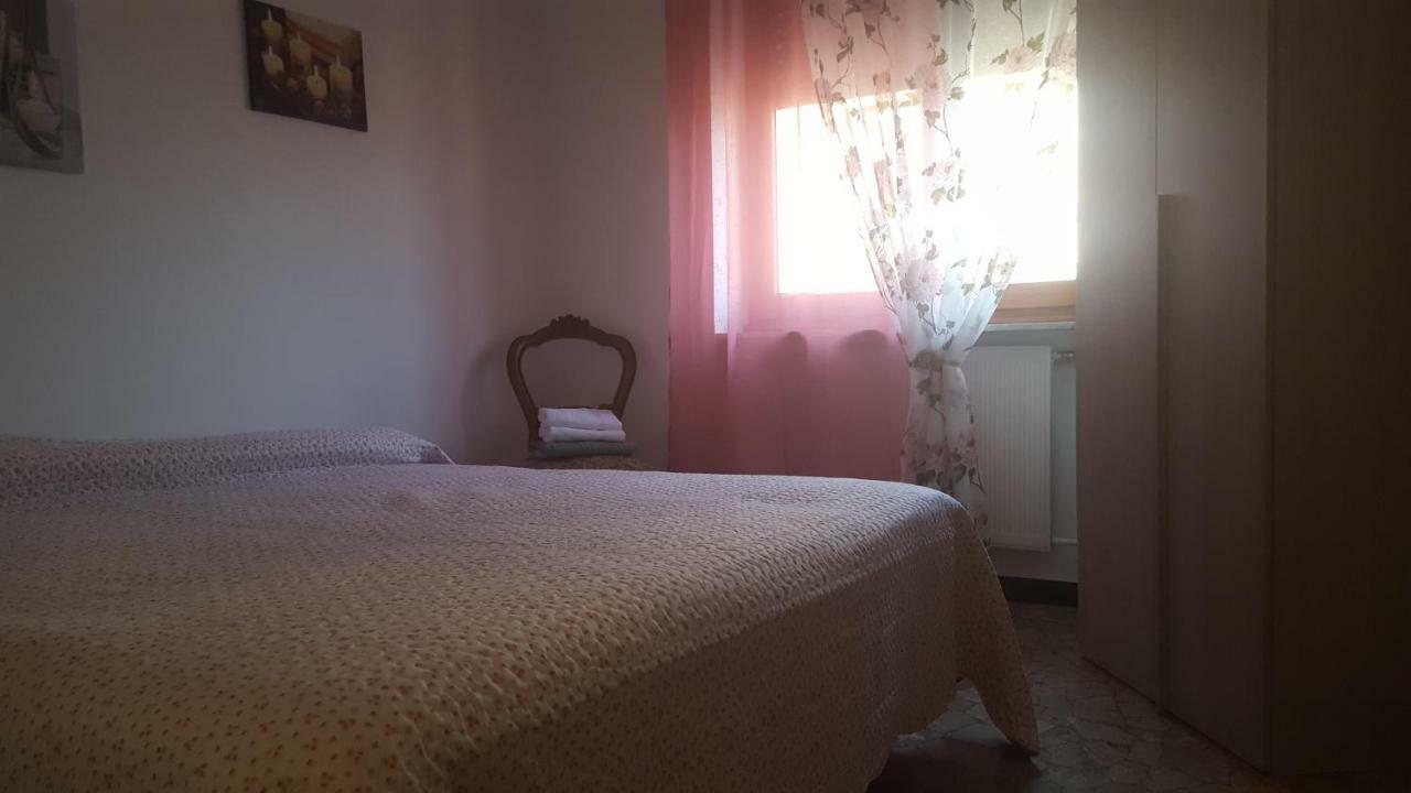 Affittacamere Serravalle Shopping 세라발레스크리비아 외부 사진